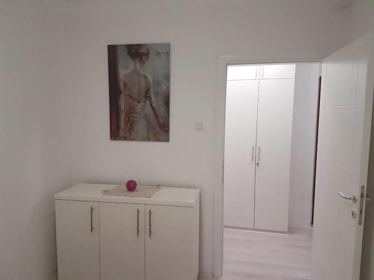 Apartment Gea 18 Novi Sad Exterior foto
