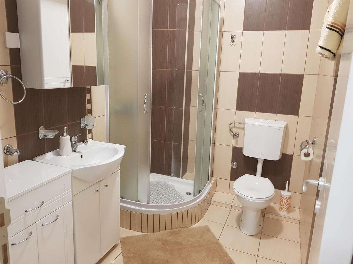 Apartment Gea 18 Novi Sad Exterior foto