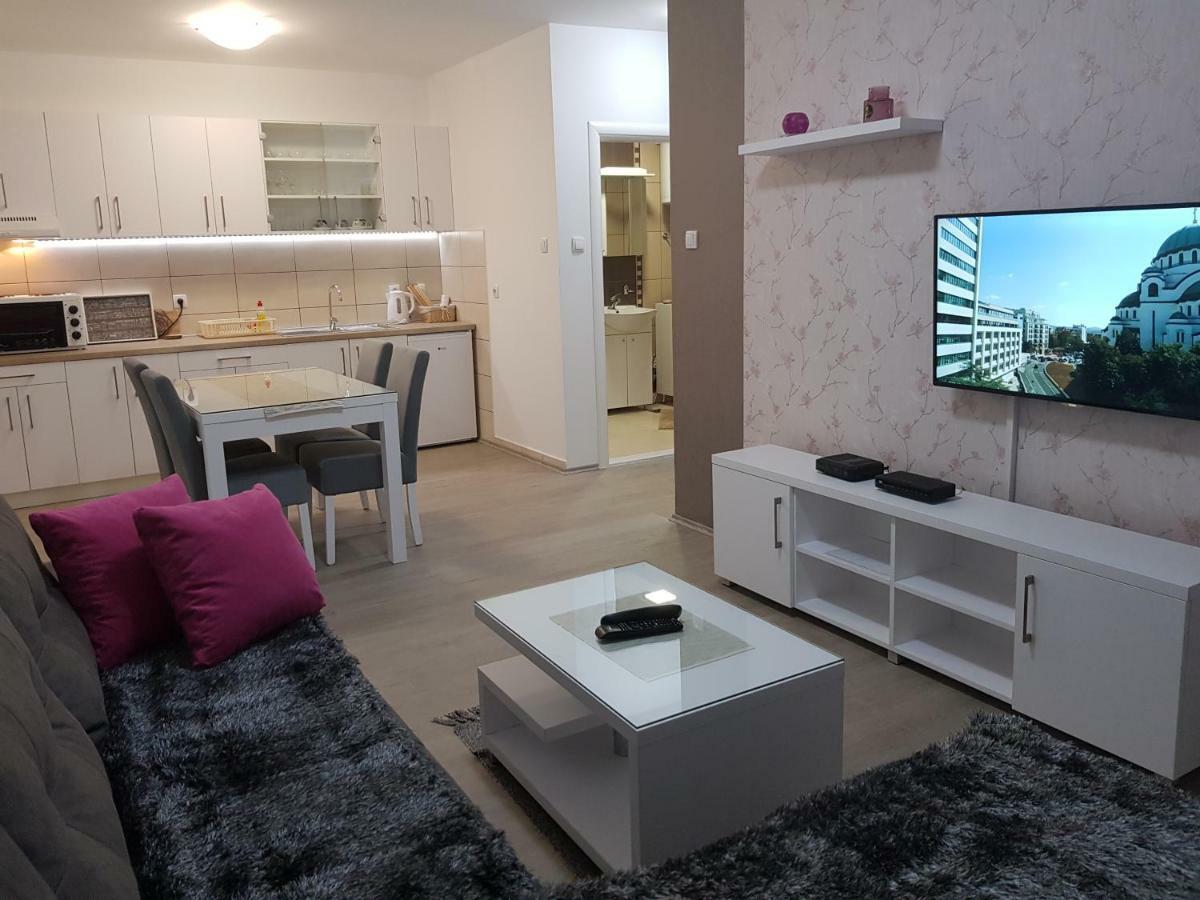 Apartment Gea 18 Novi Sad Exterior foto